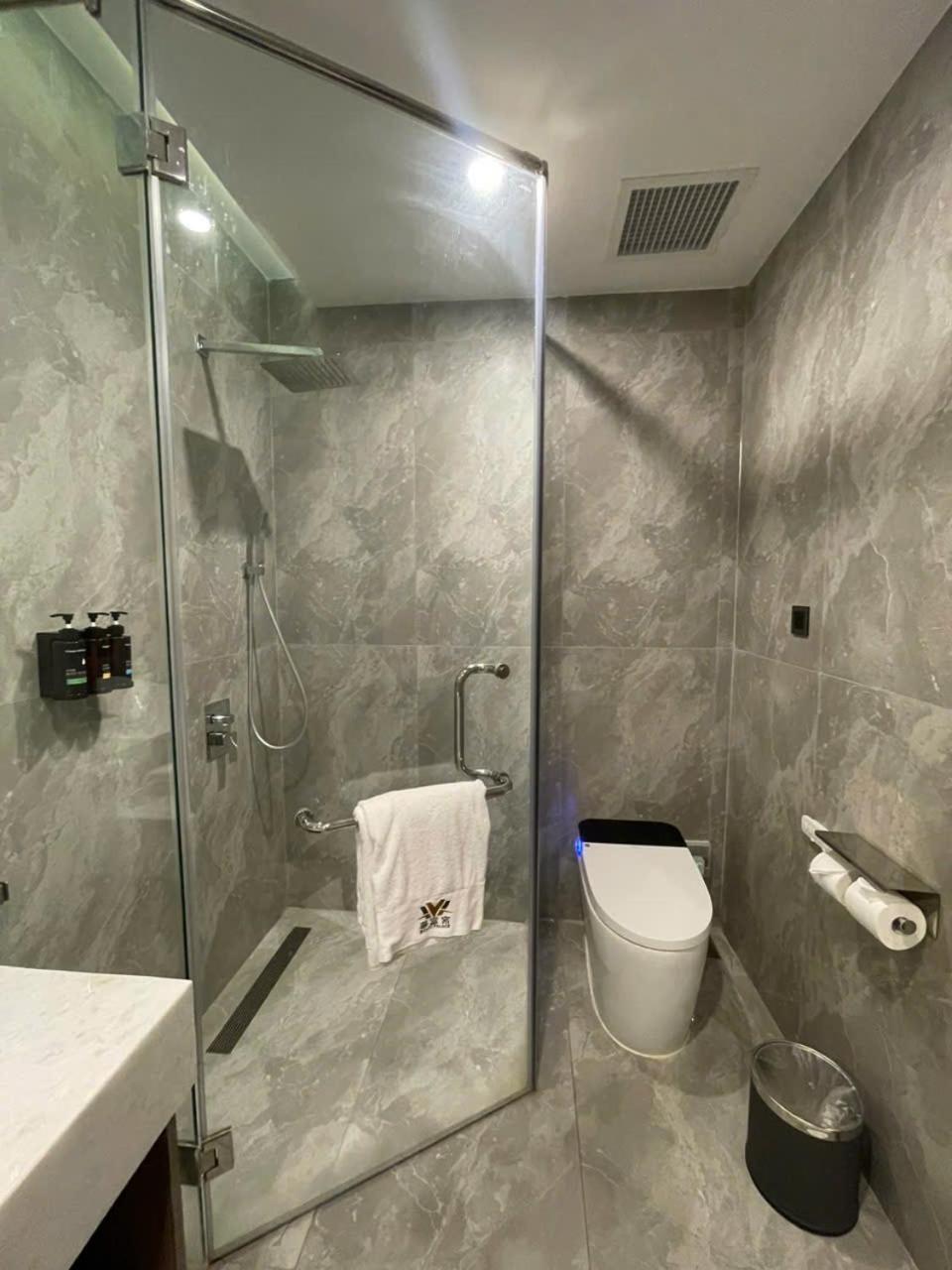 Wah Fu 4* Ho Chi Minh City