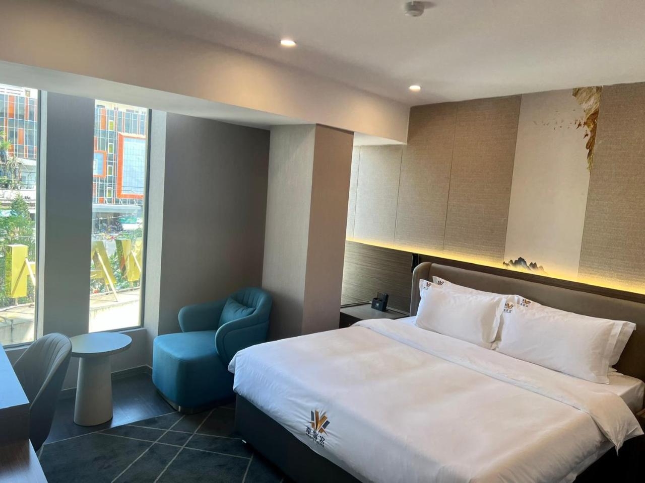 Wah Fu Hotel 4*