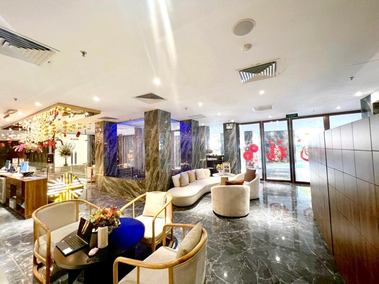 Wah Fu Hotel 4*
