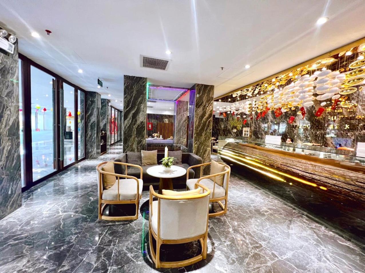 Wah Fu Hotel Ho Chi Minh City