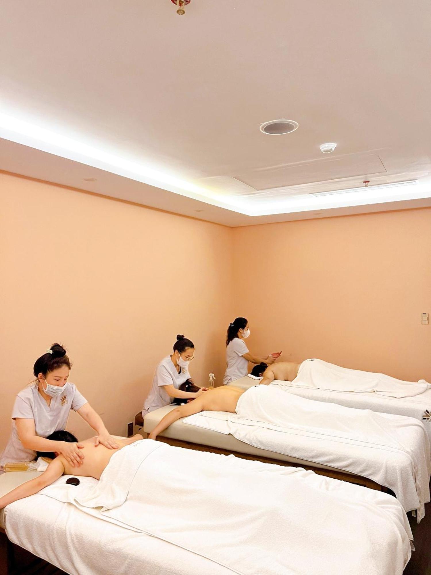 Wah Fu Hotel 4*